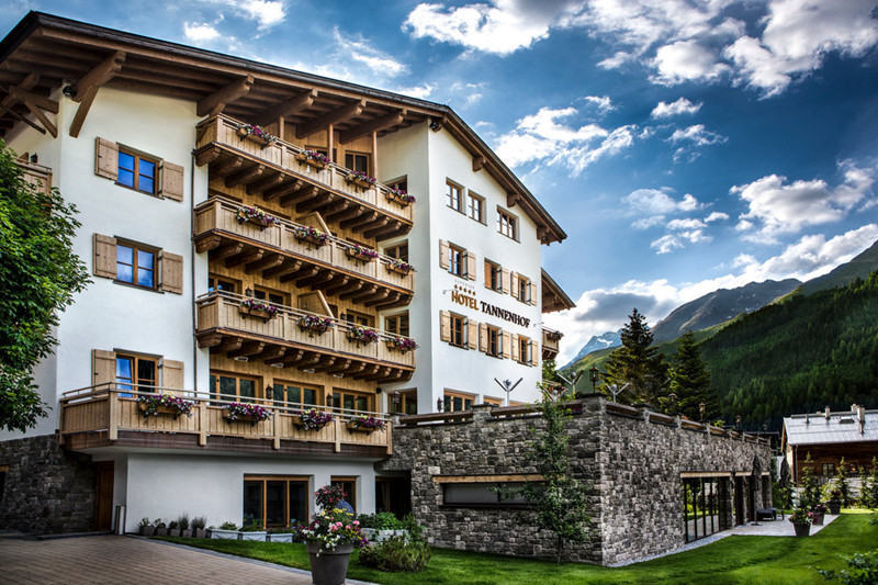 酒店建筑外觀實景圖 酒店建筑外觀實景圖