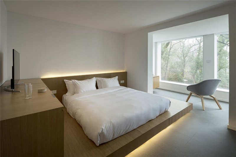 簡(jiǎn)約舒適的客房空間 簡(jiǎn)約舒適的客房空間