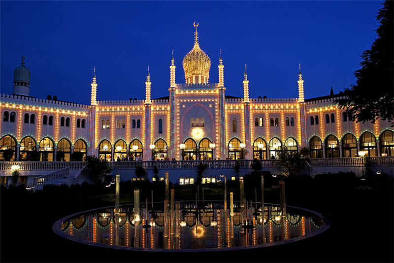酒店建筑外觀:燈光實(shí)景 酒店建筑外觀:燈光實(shí)景