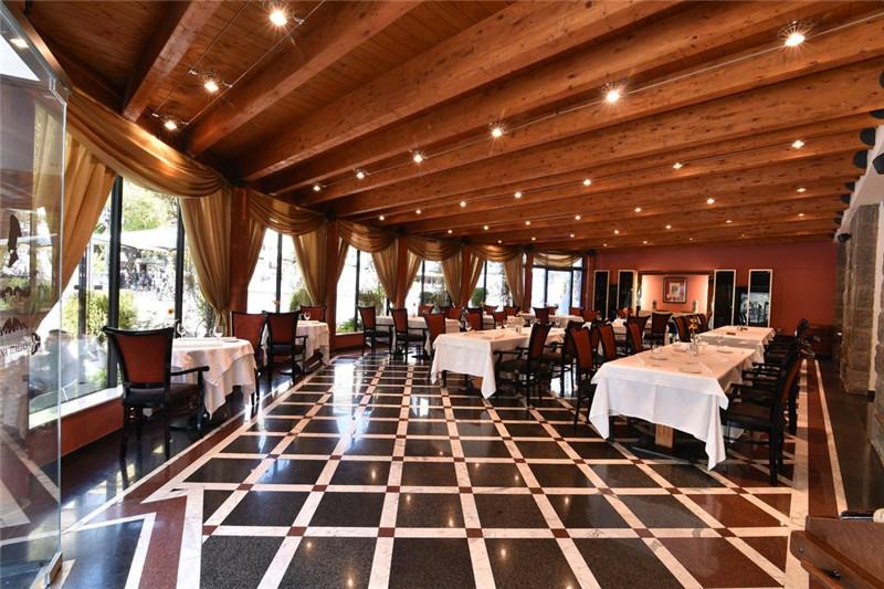 酒店局部餐飲空間設(shè)計實景圖