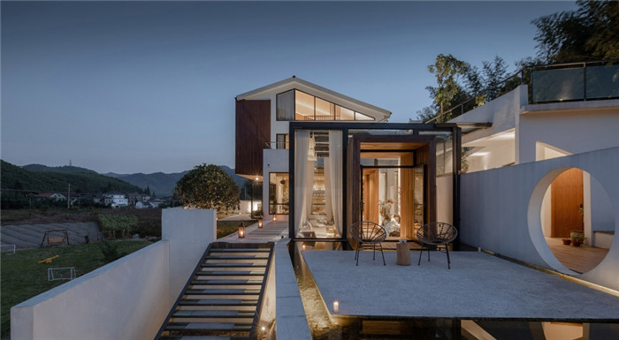 美到讓人窒息的莫干山魚缸民宿設(shè)計方案