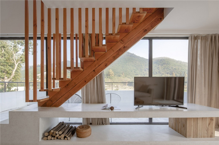 美到讓人窒息的莫干山魚缸民宿大廳設(shè)計方案