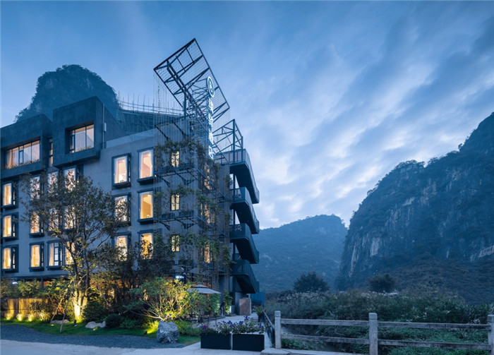 主打自然生態(tài)的廣東璞驛酒店建筑外觀設(shè)計(jì)案例賞析