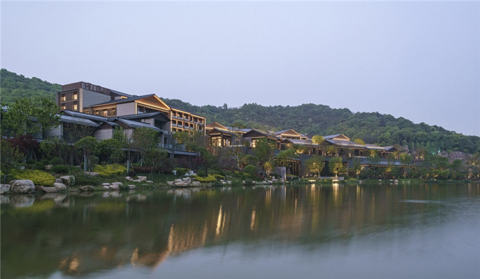 勃朗酒店設(shè)計(jì)分享杭州村落式度假酒店設(shè)計(jì)方案