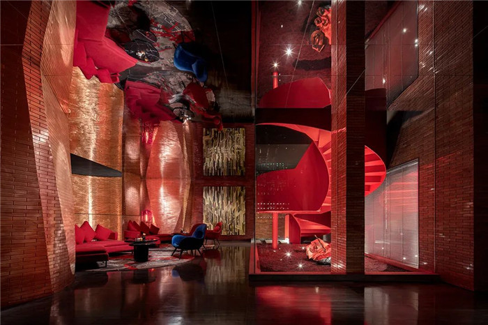 在復(fù)古中創(chuàng)新的The Linow創(chuàng)意精品酒店大堂休閑區(qū)設(shè)計實(shí)景圖