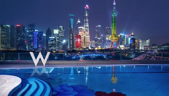 1598336896125080.jpg 上海外灘 W 酒店泳池.jpg