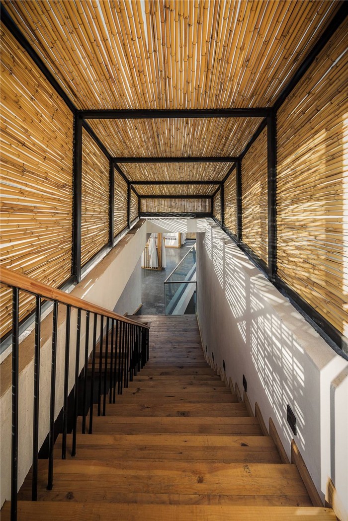 自建房民宿設(shè)計 瀘沽湖敘舊民宿酒店樓梯設(shè)計方案 自建房民宿設(shè)計 瀘沽湖敘舊民宿酒店樓梯設(shè)計方案