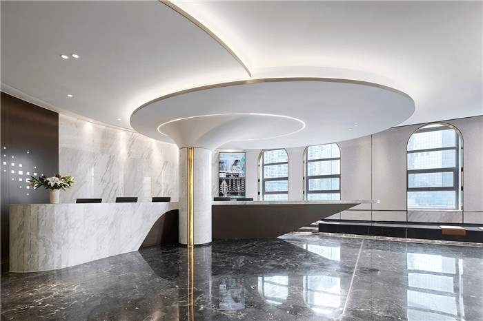 酒店接待臺設(shè)計-以山與海為主題的酒店大堂公區(qū)&餐廳改造設(shè)計方案