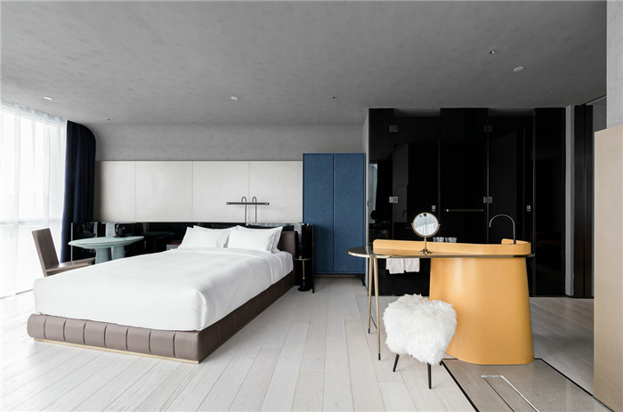 國(guó)內(nèi)最新潮藝術(shù)精品酒店設(shè)計(jì)推薦：尚美水晶酒店大床房設(shè)計(jì)