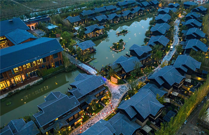 泡湯時代   國內(nèi)新開溫泉度假酒店設(shè)計大盤點