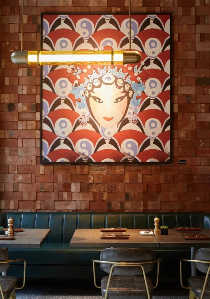 國潮風餐廳設(shè)計-復古與新潮混搭風武漢網(wǎng)紅精品酒店改造設(shè)計案例 國潮風餐廳設(shè)計-復古與新潮混搭風武漢網(wǎng)紅精品酒店改造設(shè)計案例