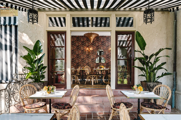 國外意大利風格豪宅改造花園度假酒店設計案例