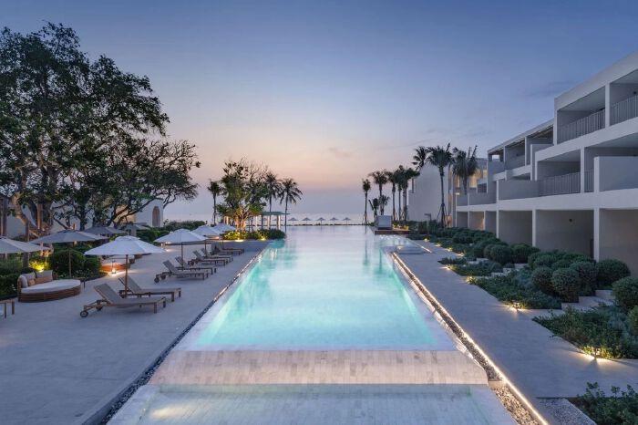 泰國(guó)華欣別墅酒店  富有詩(shī)意的海濱度假酒店設(shè)計(jì)