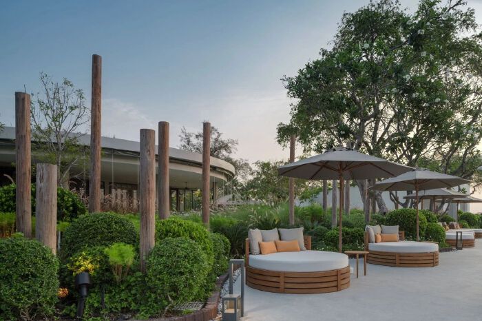 泰國(guó)華欣別墅酒店  富有詩(shī)意的海濱度假酒店設(shè)計(jì)