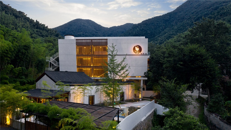 農(nóng)村民居改造民宿設(shè)計(jì)案例:賓臨城民宿外觀設(shè)計(jì) 農(nóng)村民居改造民宿設(shè)計(jì)案例:賓臨城民宿外觀設(shè)計(jì)