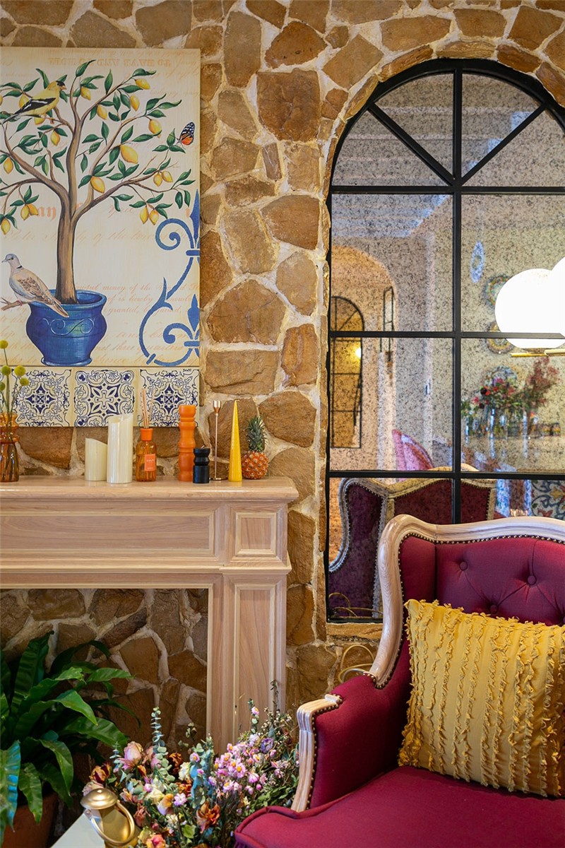 大理網(wǎng)紅民宿設(shè)計推薦：夏禾夫人意式風(fēng)情民宿休閑區(qū)設(shè)計