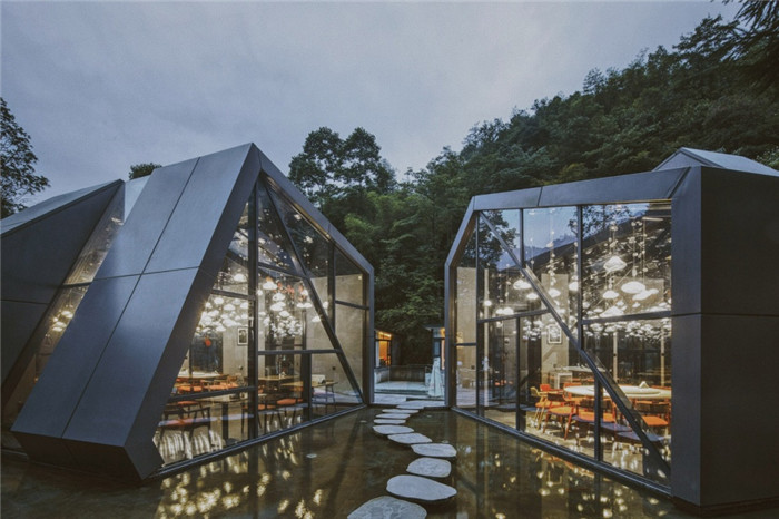 酷酷工業(yè)風(fēng)成都1979精品度假酒店改造設(shè)計(jì)方案 酷酷工業(yè)風(fēng)成都1979精品度假酒店改造設(shè)計(jì)方案