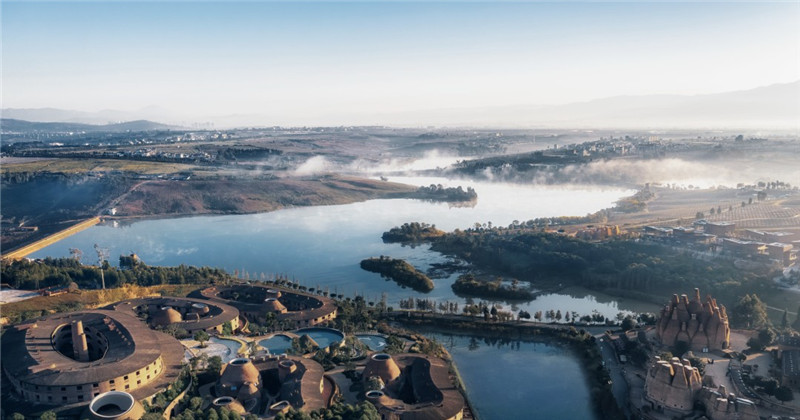 CCD新作:云南彌勒東風(fēng)韻美憬閣精選酒店設(shè)計(jì)案例 CCD新作:云南彌勒東風(fēng)韻美憬閣精選酒店設(shè)計(jì)案例