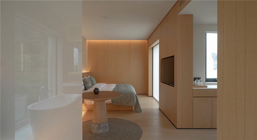 原木色無(wú)風(fēng)格酒店設(shè)計(jì)  沂水花間堂精品酒店設(shè)計(jì)賞析