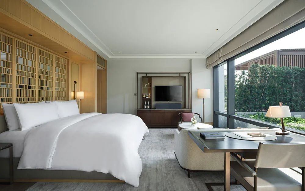 優(yōu)雅奢華的曼谷嘉佩樂(lè)城市度假酒店設(shè)計(jì)方案賞析 優(yōu)雅奢華的曼谷嘉佩樂(lè)城市度假酒店設(shè)計(jì)方案賞析