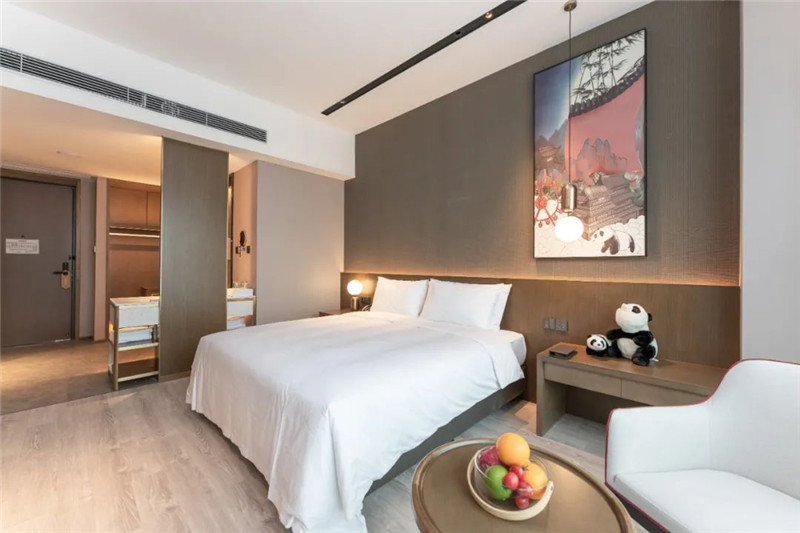 大床房設(shè)計-四川成都世茂龍泉睿選商務(wù)酒店設(shè)計案例