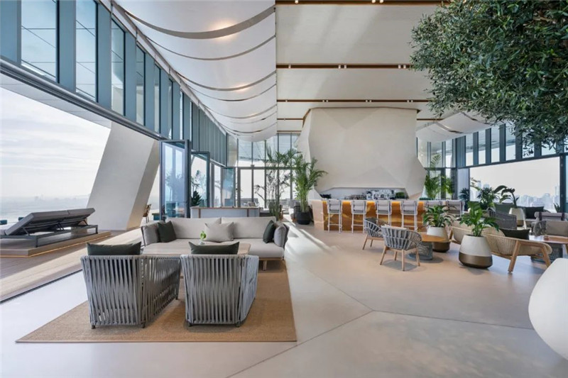 迪拜棕櫚塔AURA SKYPOOL度假酒店設(shè)計(jì)賞析