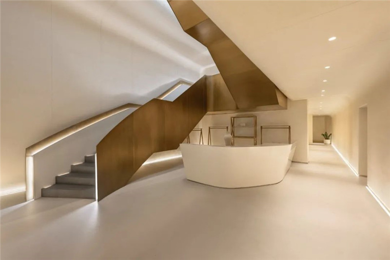 迪拜棕櫚塔AURA SKYPOOL度假酒店設(shè)計(jì)賞析