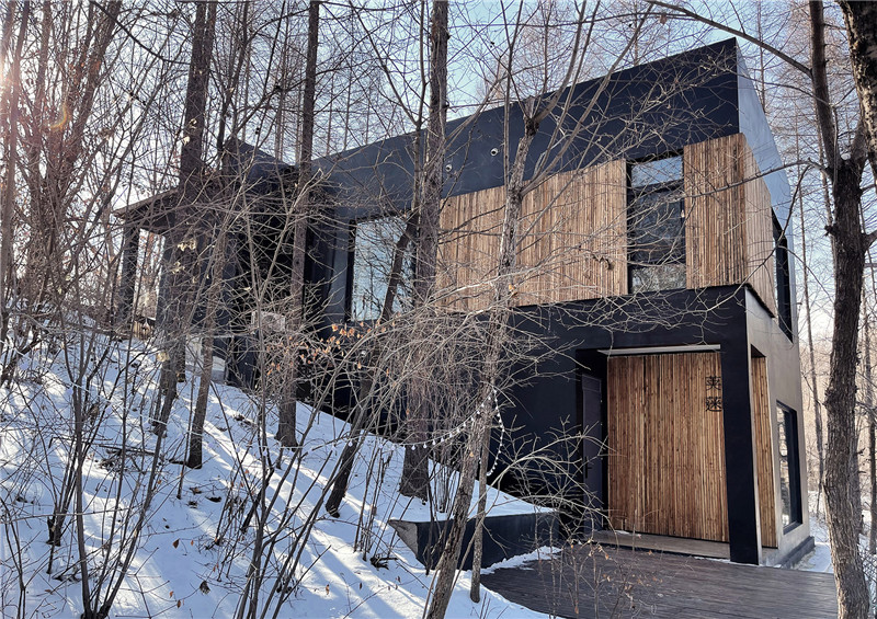 不乏生活寒地森林樹屋度假民宿設(shè)計(jì)案例 