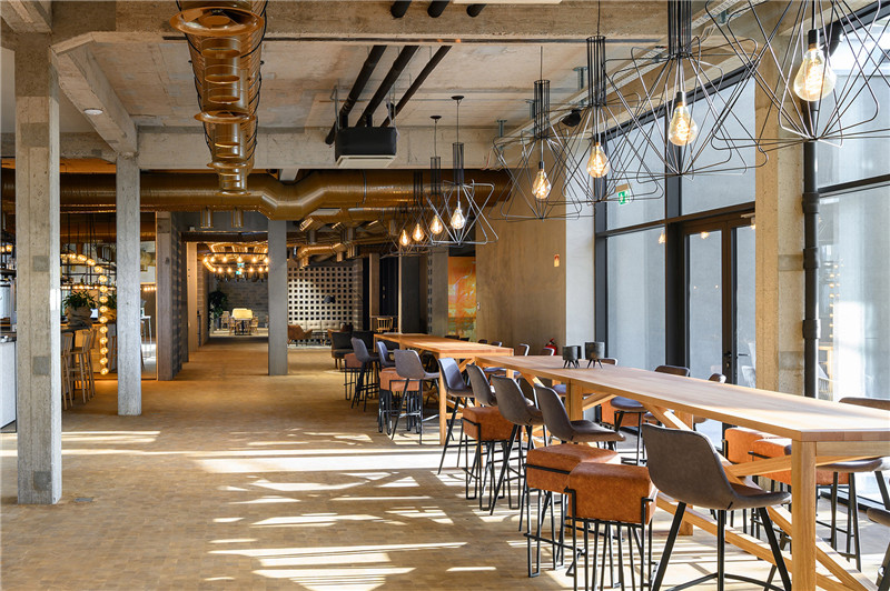 Maestoso酒店餐廳翻新改造設(shè)計(jì)案例 Maestoso酒店餐廳翻新改造設(shè)計(jì)案例