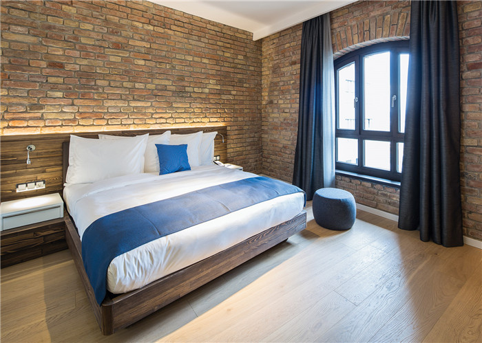 國(guó)外老磨坊精致工業(yè)風(fēng)酒店翻新改造設(shè)計(jì)方案