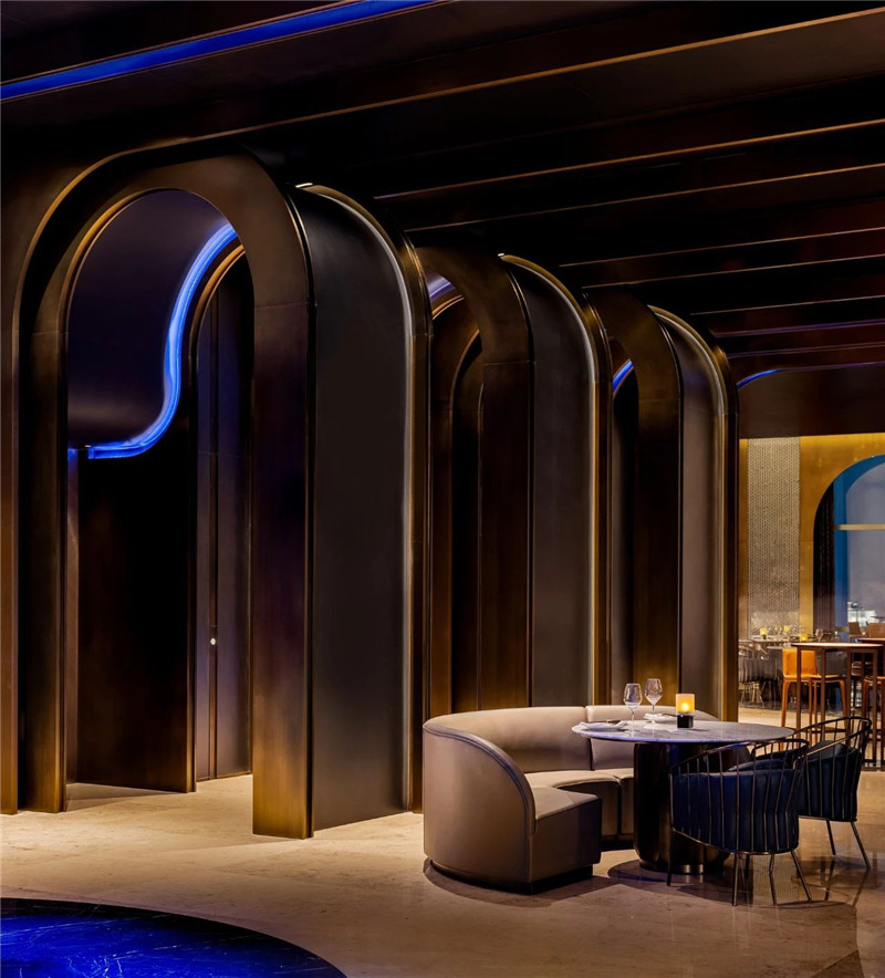 以海洋為主題靈感的?？谒鞣铺卮缶频暝O計方案賞析