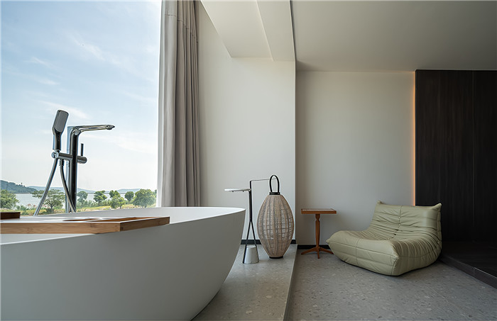 10間房的白色極簡風(fēng)漫心島民宿設(shè)計(jì)案例