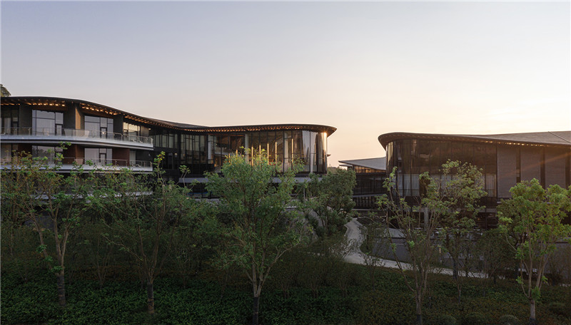 南京麗笙精選度假酒店設(shè)計(jì)案例賞析 南京麗笙精選度假酒店設(shè)計(jì)案例賞析