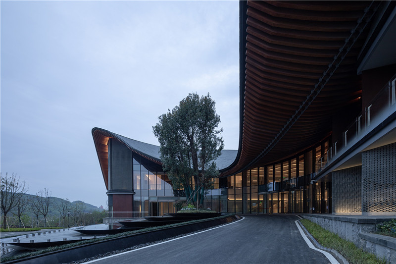 南京麗笙精選度假酒店設(shè)計(jì)案例賞析 南京麗笙精選度假酒店設(shè)計(jì)案例賞析