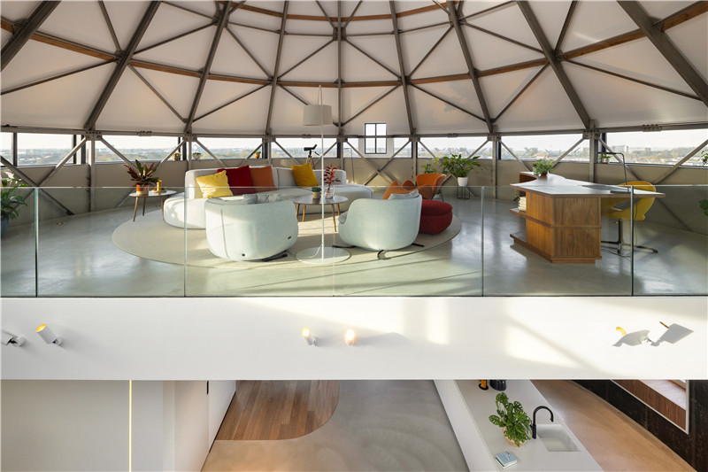 如家一般的荷蘭水塔極簡風精品酒店設(shè)計 如家一般的荷蘭水塔極簡風精品酒店設(shè)計