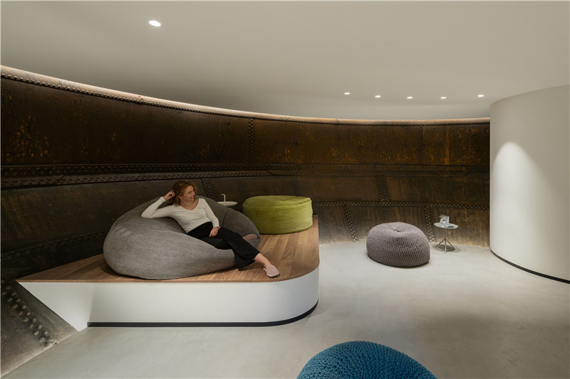 如家一般的荷蘭水塔極簡風精品酒店設(shè)計 如家一般的荷蘭水塔極簡風精品酒店設(shè)計