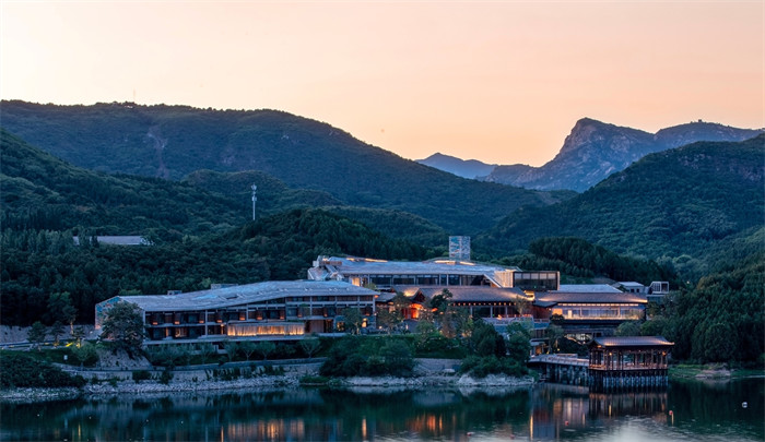 最美屋頂酒店 北京雁柏山莊博物館酒店設(shè)計(jì)賞析 最美屋頂酒店 北京雁柏山莊博物館酒店設(shè)計(jì)賞析