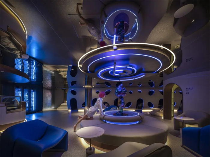 迎合年輕人的太空宇宙未來湯泉生活館設(shè)計案例