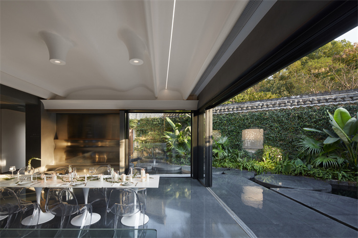 以時裝為靈感的寧波東錢湖山月民宿酒店設(shè)計 以時裝為靈感的寧波東錢湖山月民宿酒店設(shè)計