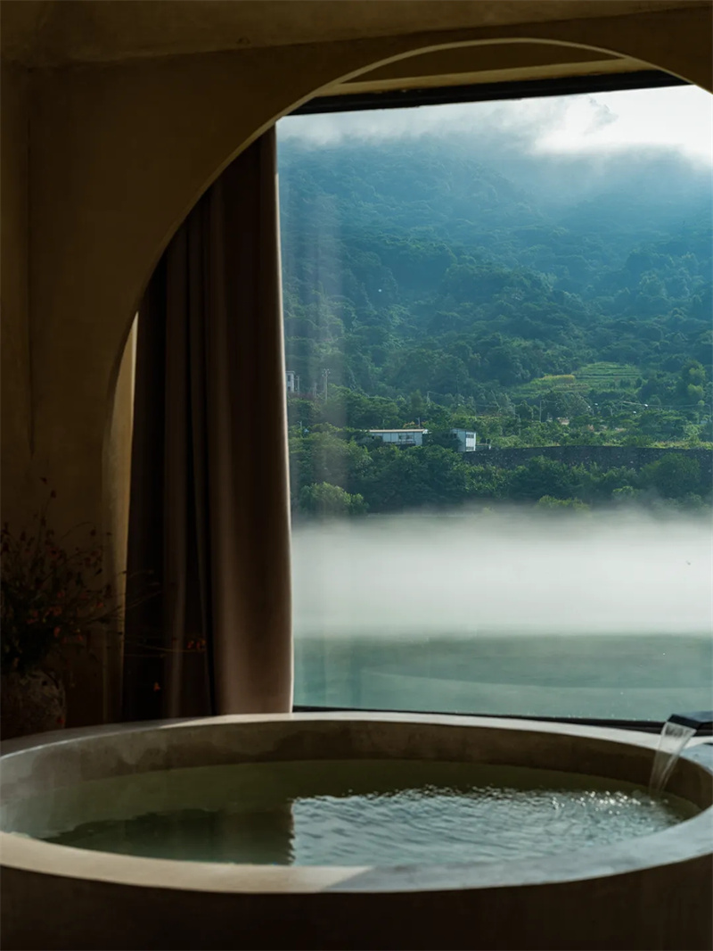 別墅改民宿  二更侘寂野奢度假民宿酒店設(shè)計