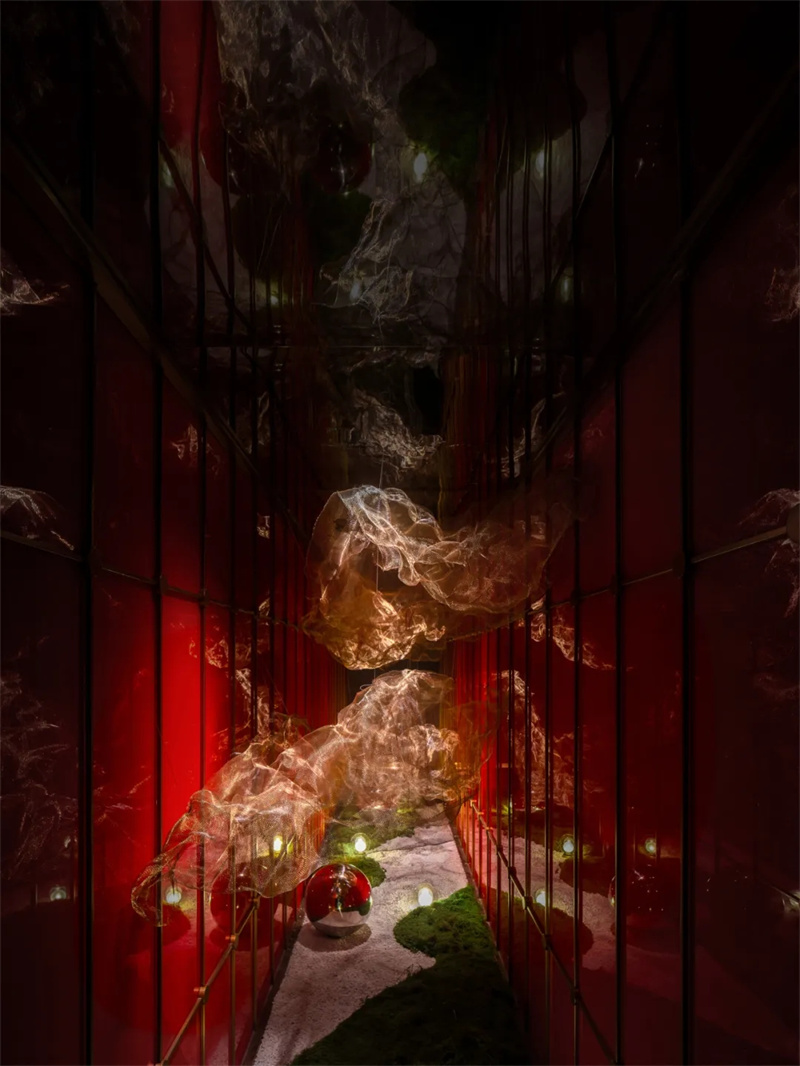 專為年輕人打造的前衛(wèi)科幻藝術(shù)湯泉洗浴設(shè)計案例 專為年輕人打造的前衛(wèi)科幻藝術(shù)湯泉洗浴設(shè)計案例