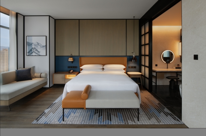 1720790523823972.jpg 172059084856732200_a700xH.jpg