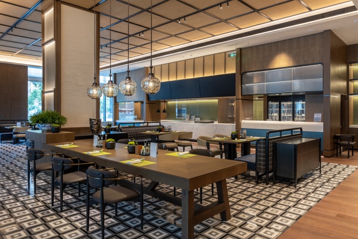 1720790565176946.jpg 172059309137557600_a700xH.jpg