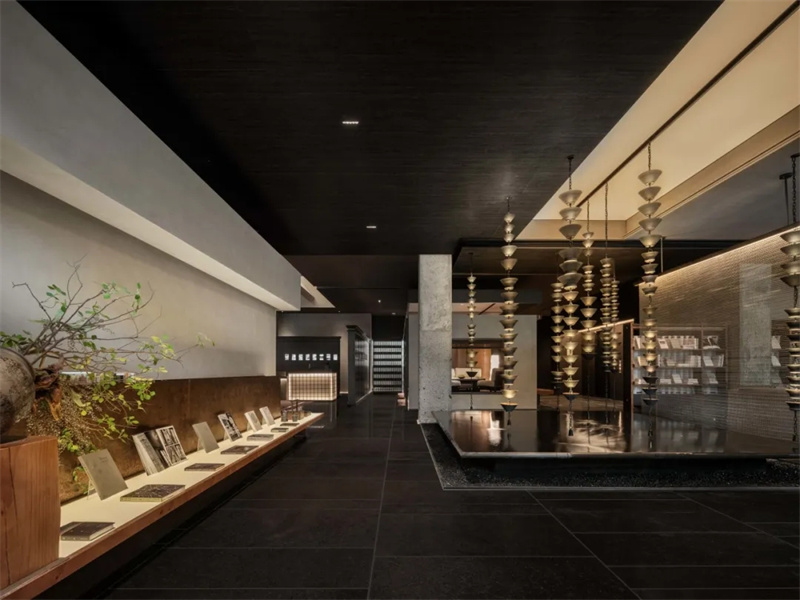 綠意盎然薩和酒店 簡(jiǎn)約設(shè)計(jì)里的自然呼吸.jpg 大境設(shè)計(jì)專業(yè)酒店設(shè)計(jì)公司