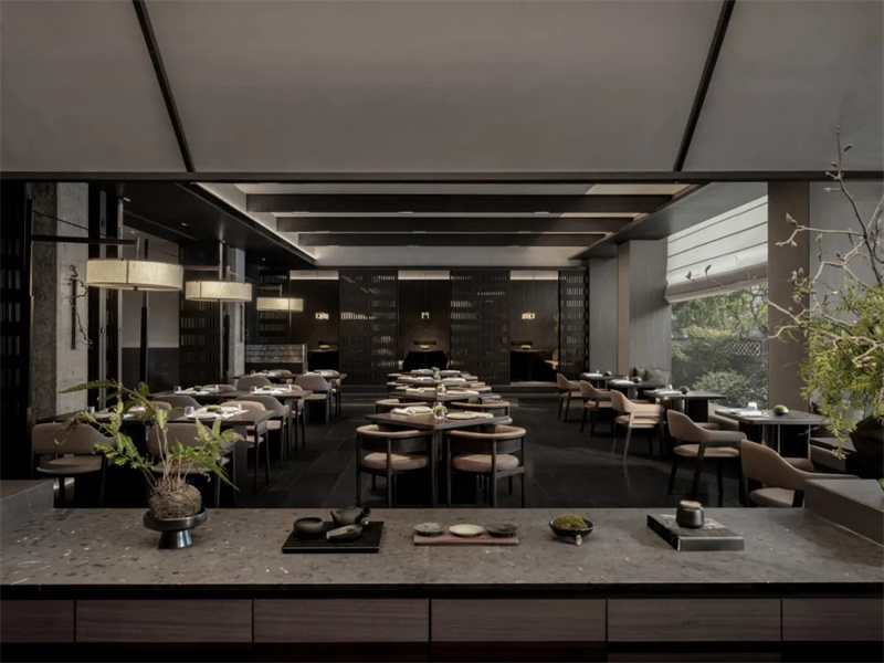 綠意盎然薩和酒店 簡(jiǎn)約設(shè)計(jì)里的自然呼吸.jpg 大境設(shè)計(jì)專業(yè)酒店設(shè)計(jì)公司