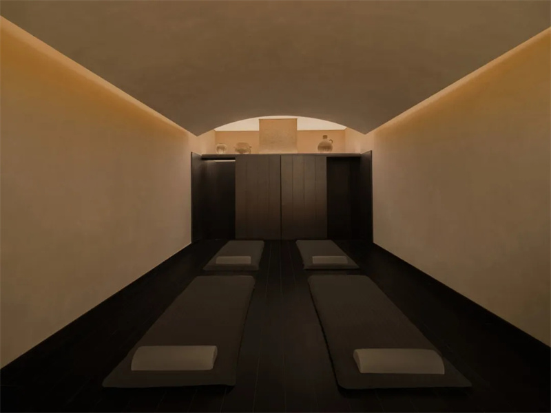 綠意盎然薩和酒店 簡(jiǎn)約設(shè)計(jì)里的自然呼吸.jpg 大境設(shè)計(jì)專業(yè)酒店設(shè)計(jì)公司